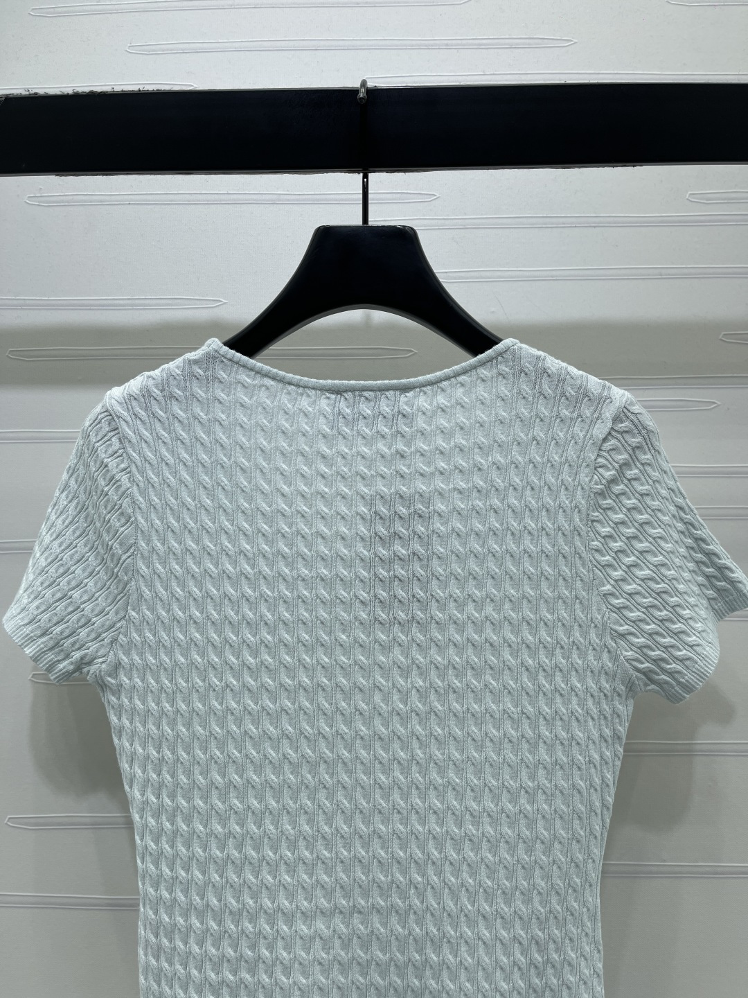 Women's short sleeves